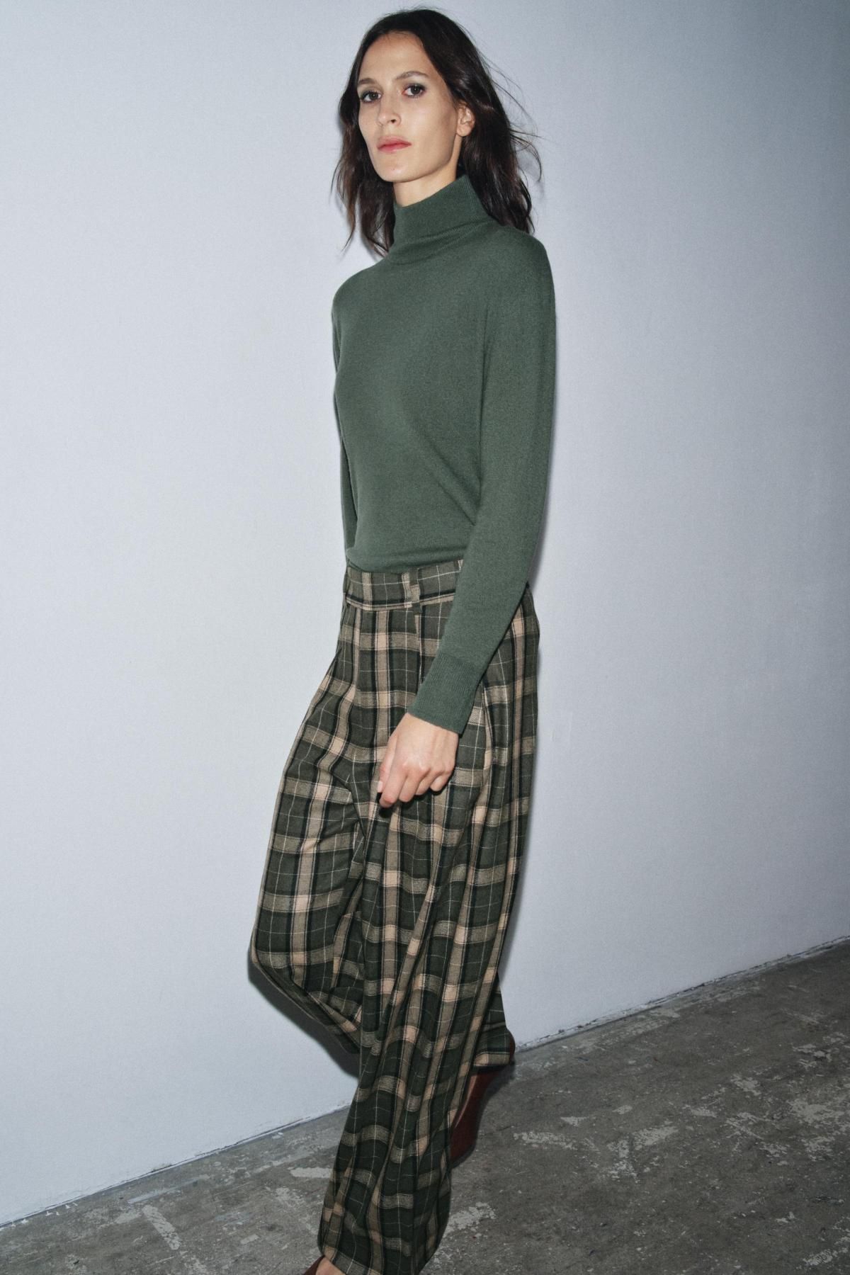 자라 프리미엄 소프트 울 하이넥 니트 스웨터 9598/107 GREENISH - 상세 이미지 5