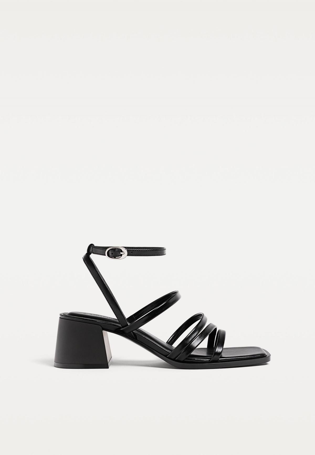 스트라디바리우스 모던 블랙 스트랩 블록힐 샌들 9207/570 BLACK - 메인 이미지
