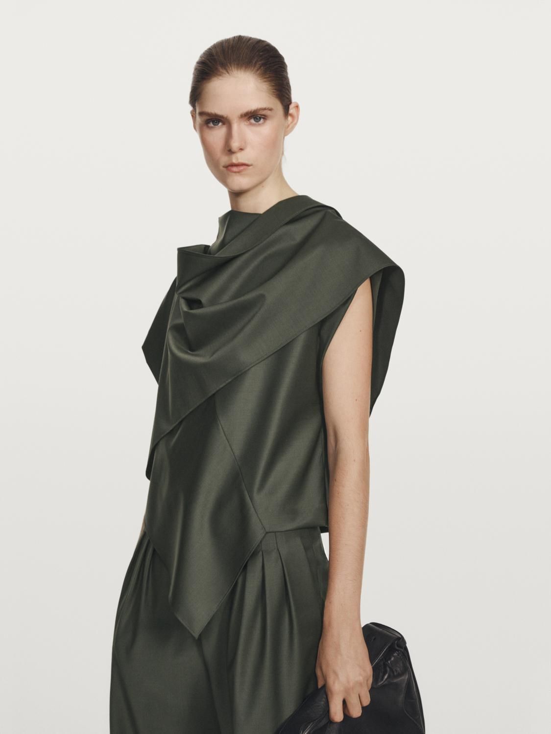 마시모두띠 울 블렌드 비대칭 민소매 블라우스 9403/951 DARK GREEN - 상세 이미지 3