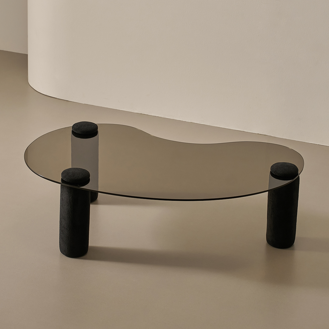 슬레코폼 LIFE 01 비정형 강화유리 부클레 패브릭 소파 테이블 1200