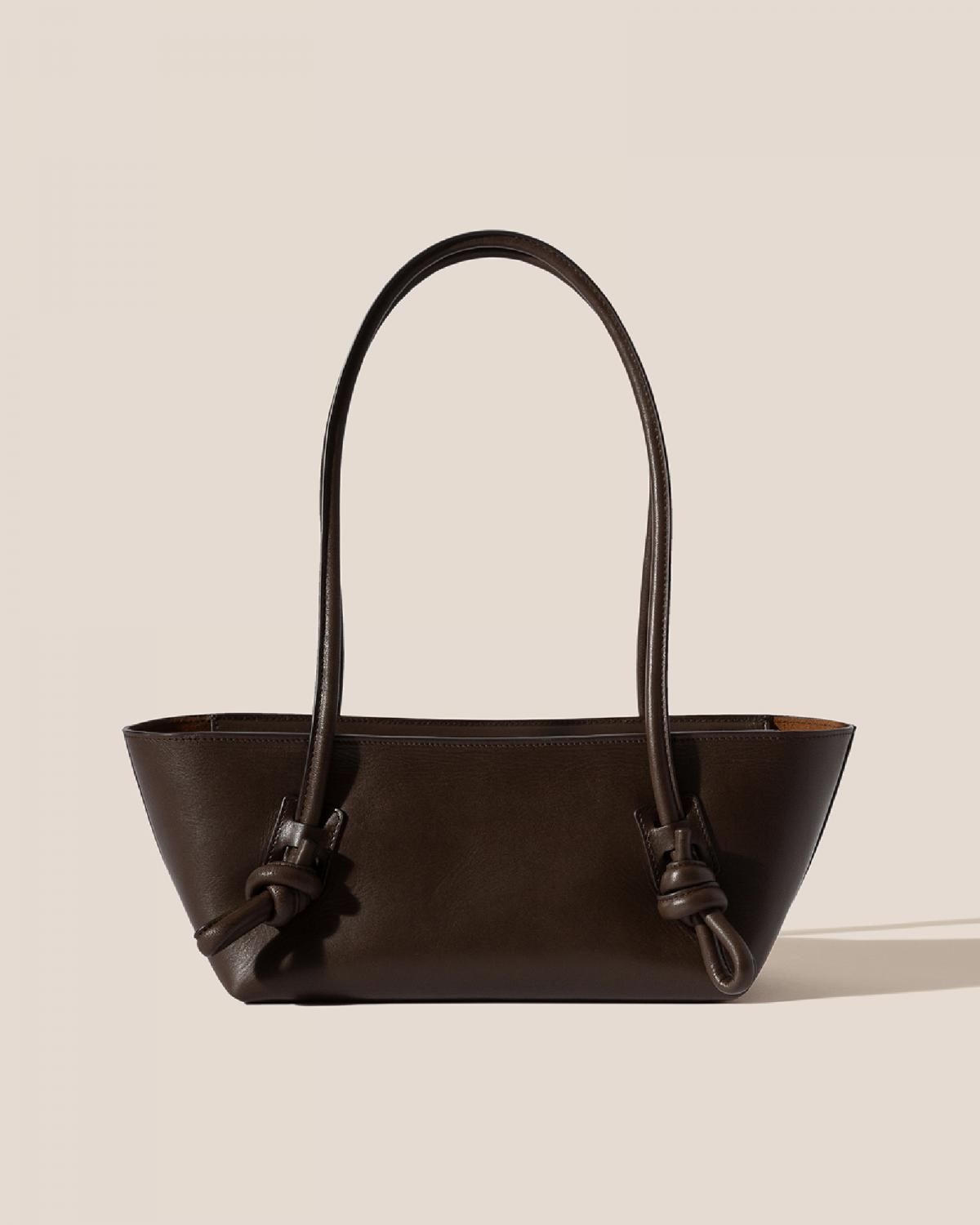 헤레우 FLECA 프리미엄 바게트 숄더백 9006285619532 DARK BROWN - 메인 이미지