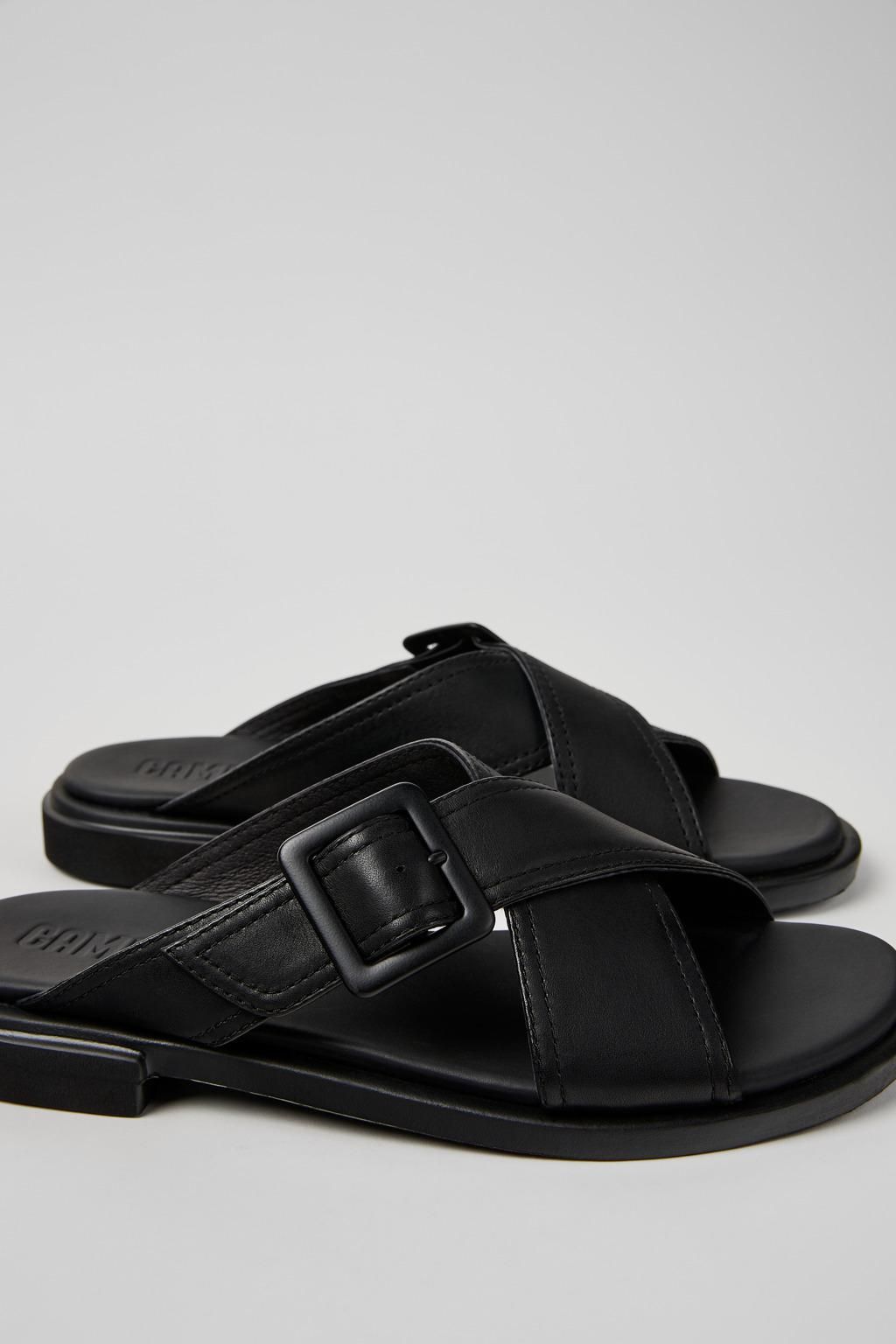 캠퍼 미니멀 블랙 크로스 스트랩 샌들 Edy K201384-005 BLACK - 상세 이미지 2
