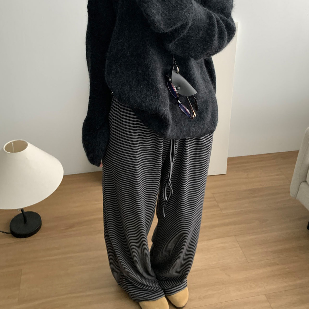 [일부당일] 삐삐 팬츠 스트라이프 골지 빠삐용 와이드 줄지 롱 밴딩팬츠 웨어링무드 (2c) - 상품 이미지