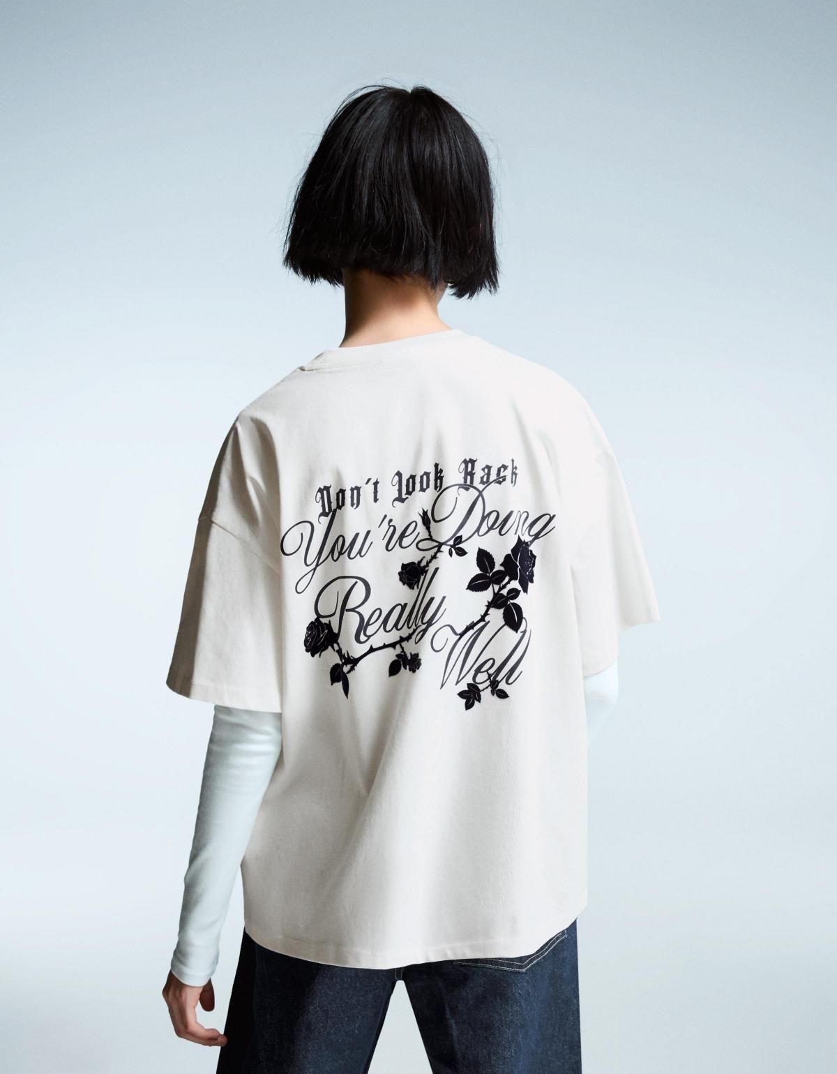 버쉬카 프린트 루즈핏 반팔 티셔츠 7653/360 OFF WHITE - 상세 이미지 4