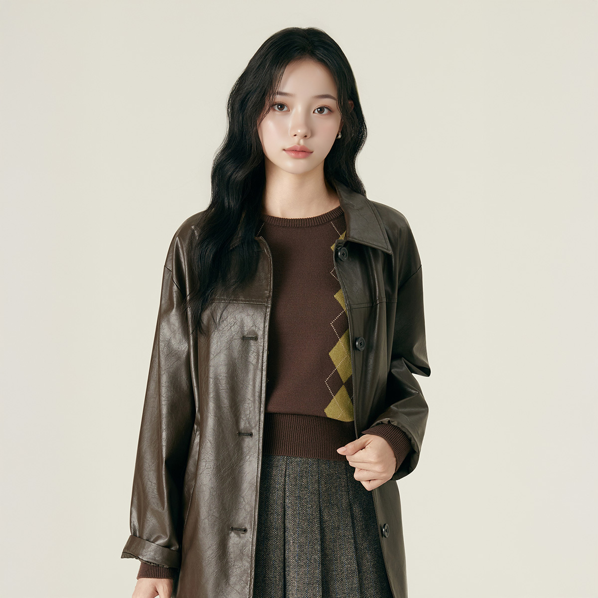 로엠 미디 카라 페이크 레더 자켓 RMJKF4TR22 - 상품 이미지
