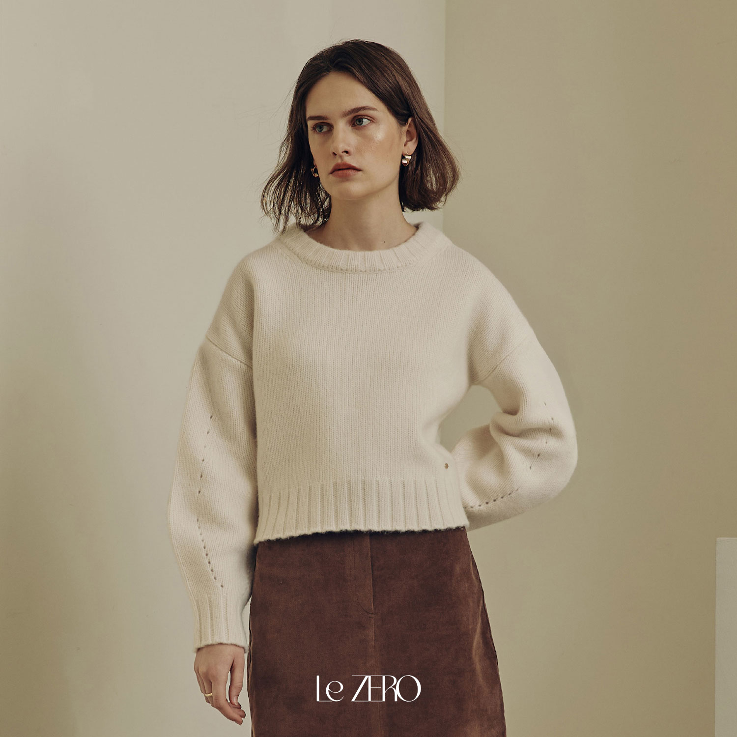 [11/7예약배송] [제로스트릿] [2컬러] 르제로 캐시미어 라운드넥 스웨터 LeZERO CASHMERE ROUND NECK SWEATER - 상세 이미지 4