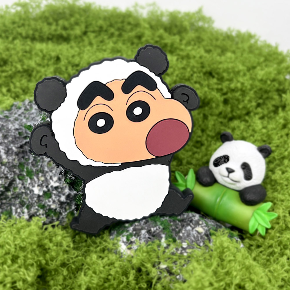 벨르아망 판다짱구 흰둥이 차량용 방향제 실리콘 피규어 자동차 차량 송풍구 짱구 블랙체리 - 메인 이미지