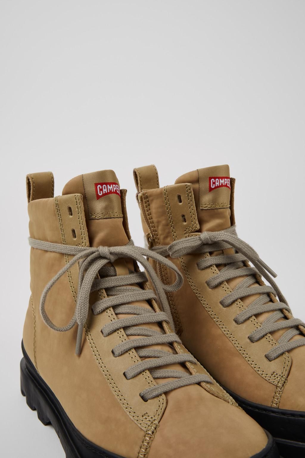 캠퍼 친환경 베이지 테크니컬 여성 앵클부츠 Brutus K400621-007 BEIGE - 상세 이미지 2
