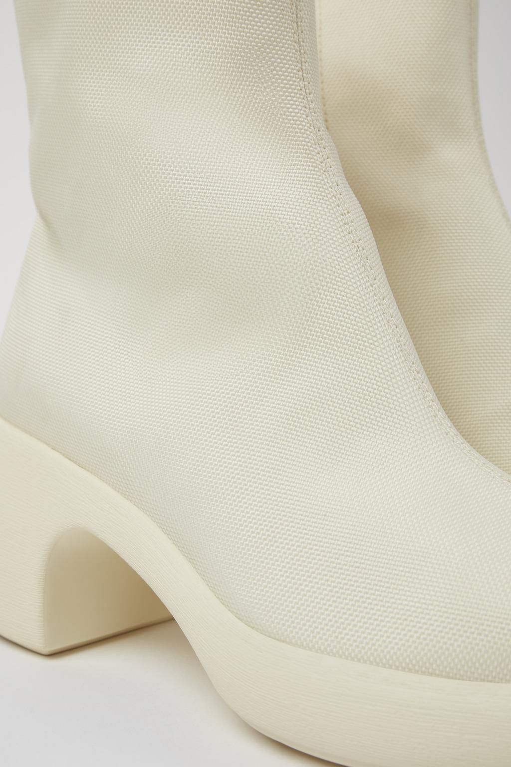 캠퍼 친환경 화이트 리사이클 폴리에스터 여성 앵클부츠 K400756-002 WHITE - 상세 이미지 2