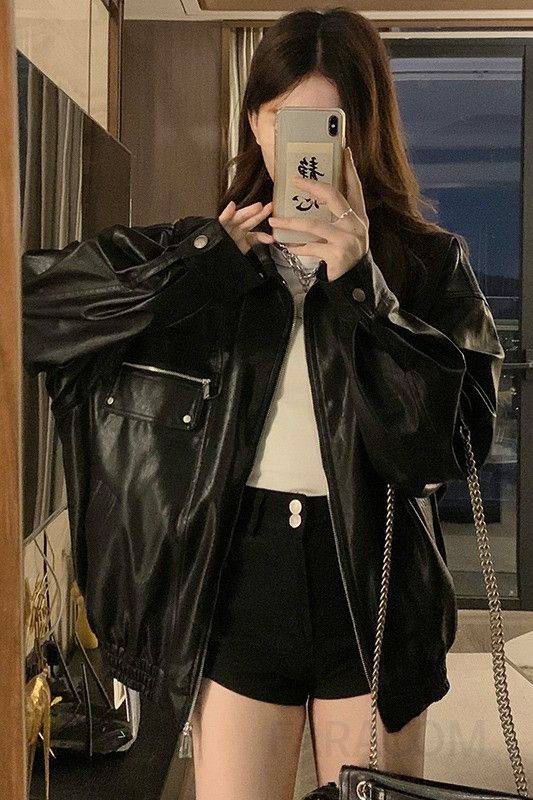블랙 PU 가죽 모터사이클 재킷 남녀공용 오버핏 스타일 라이더자켓 가을 패션 매력적인 레트로 디자인 커플룩 활용 가능한 아메리칸 감성 이미지 6