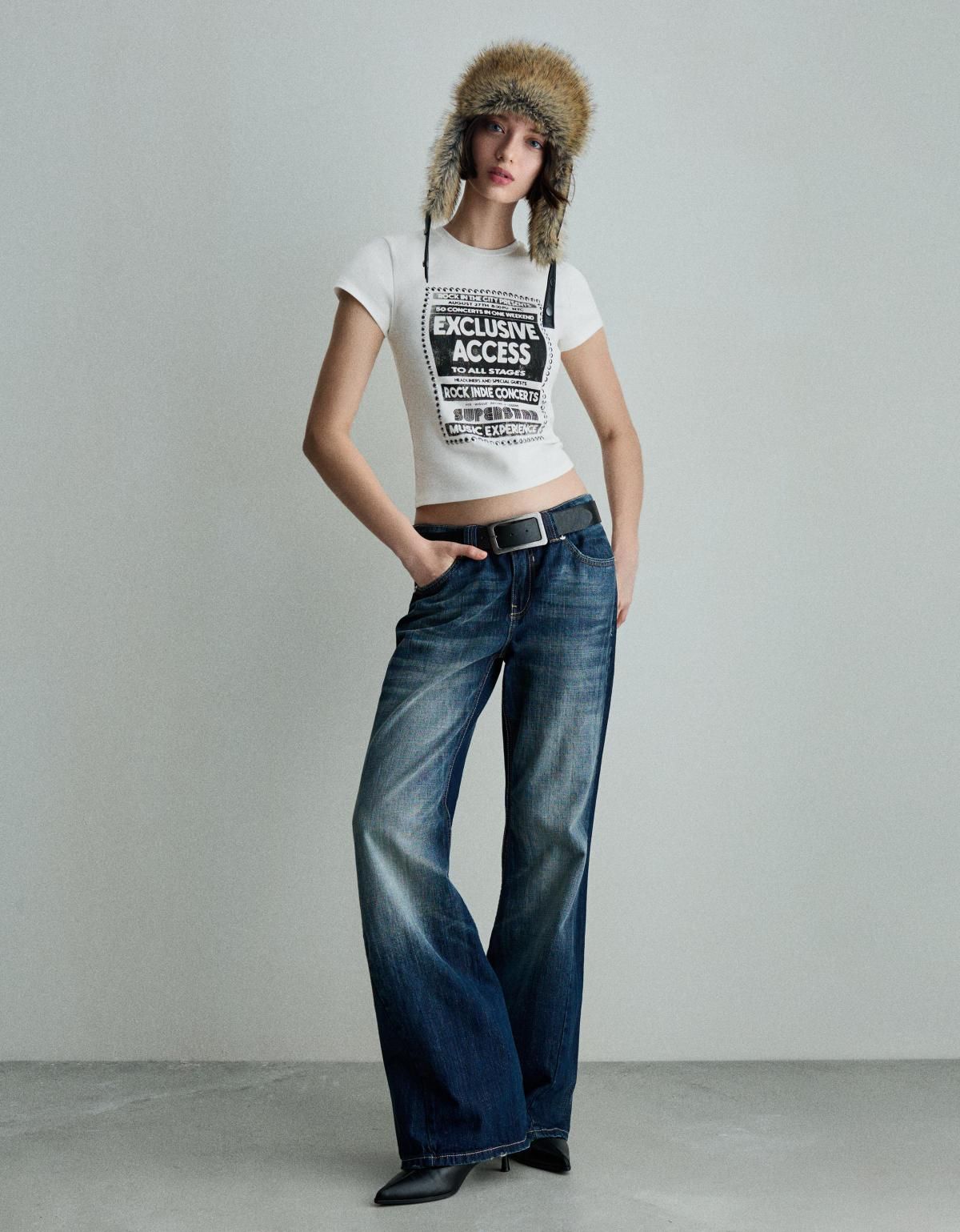 버쉬카 스터드 디테일 프린트 반팔 티셔츠 7843/218 OFF WHITE - 상세 이미지 5