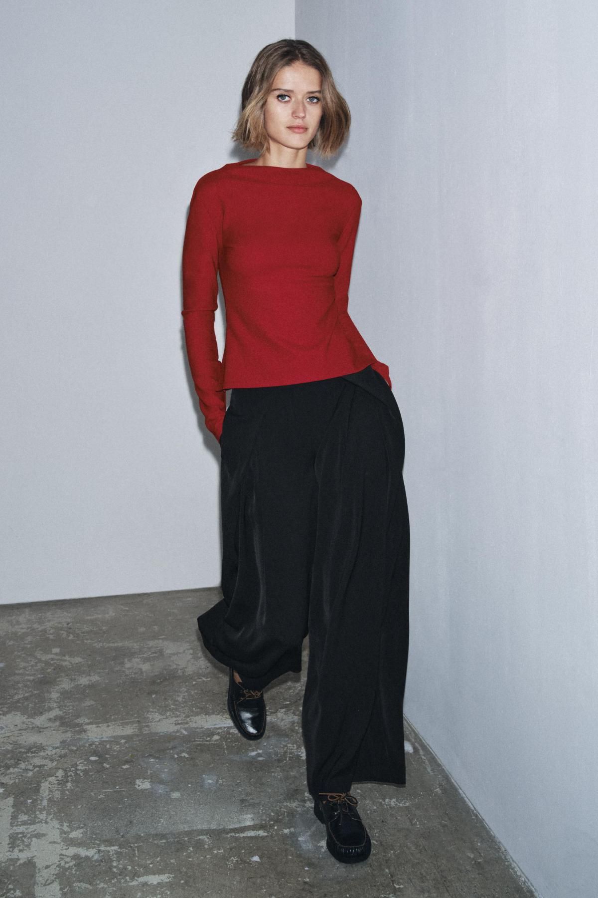 자라 슬림핏 하이넥 크레이프 긴팔 티셔츠 3641/714 RED - 상세 이미지 4