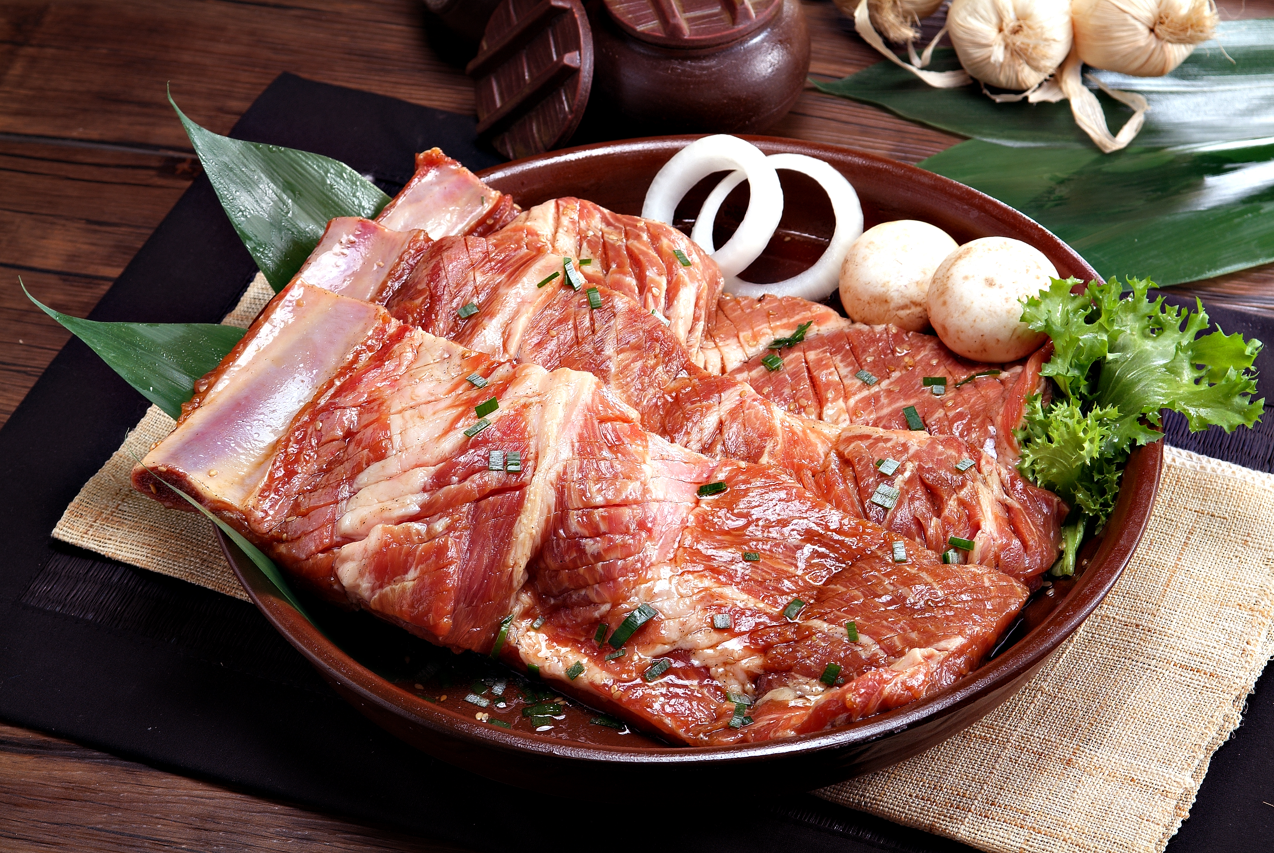 꼼꼼푸드 한돈 양념 돼지갈비 냉동 캠핑 구이용 밀키트 블루베리 함유 1kg, 3개 - 상품 이미지