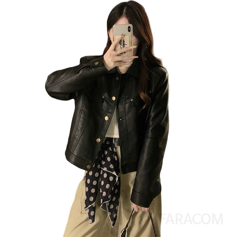여성 인조 레더 크롭 금장 버튼 카라 자켓 레더자켓 루즈핏 봄 가을 아우터 데일리룩 오피스룩 시크 모던 간절기 - 상세 이미지 5
