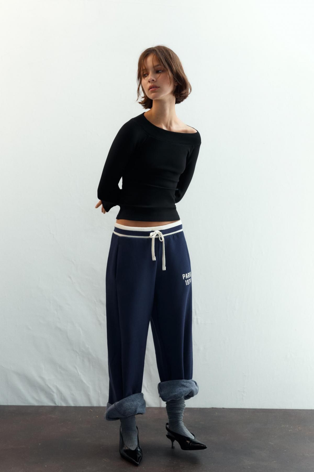 자라 슬림핏 보트넥 골지 블랙 긴팔 티셔츠 3253/842 BLACK - 상세 이미지 2