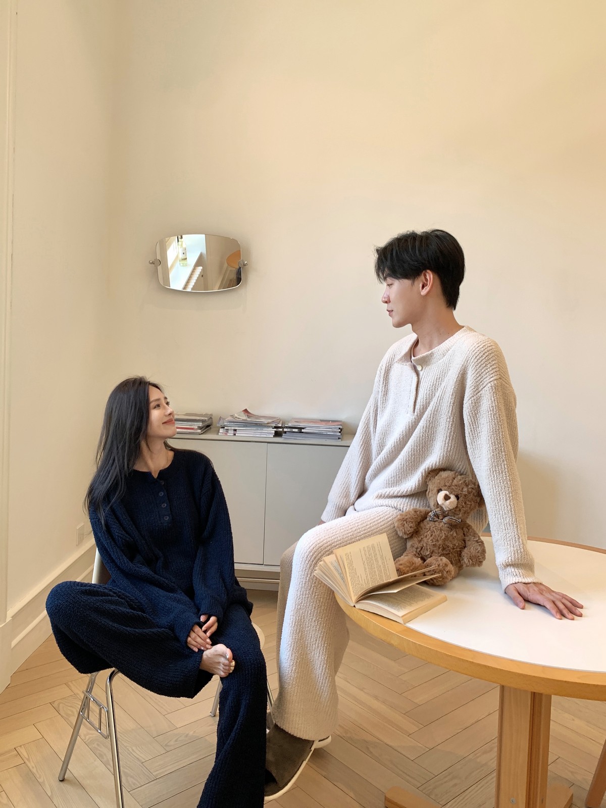 부드러운 여성/남성 프리미엄 겨울 수면 커플 따뜻한 잠옷 상하세트 - 상세 이미지 4