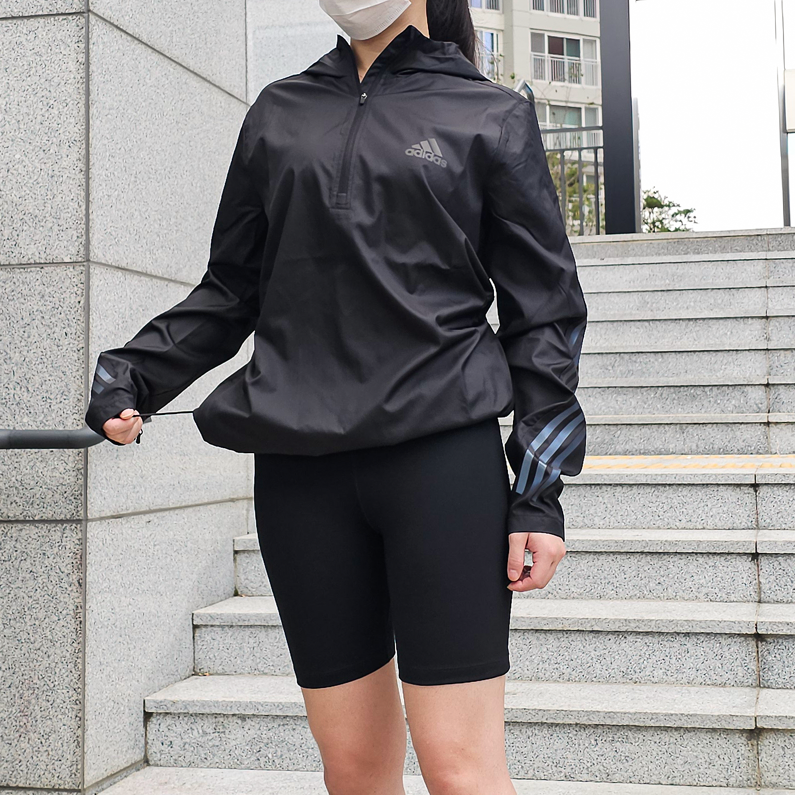 아디다스 우븐 오버핏 경량 바람막이 윈드브레이커 아노락 러닝 자켓 땀복 HN2878블랙, XL - 상세 이미지 5
