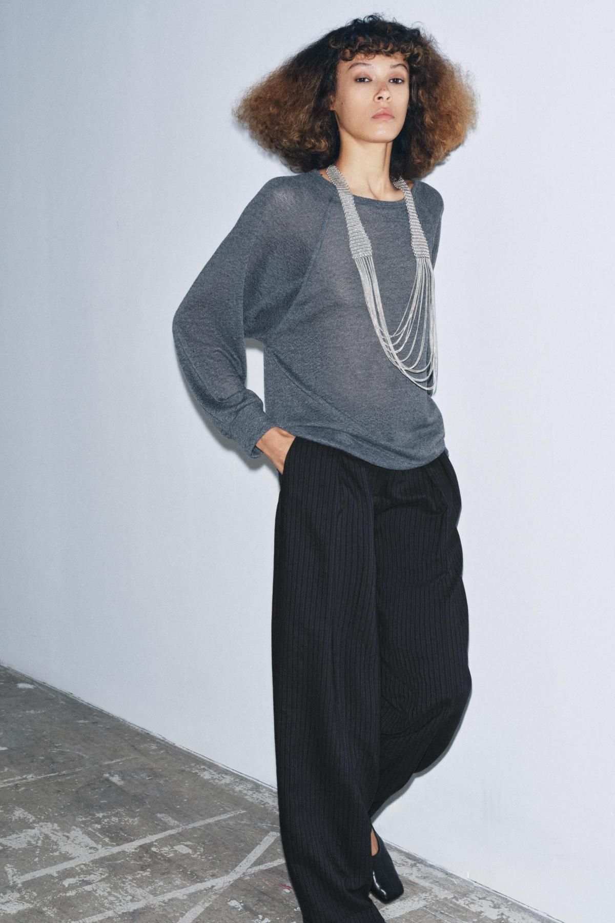 자라 베이직 라운드넥 긴팔 니트 스웨터 5644/943 ANTHRACITE GREY - 상세 이미지 2