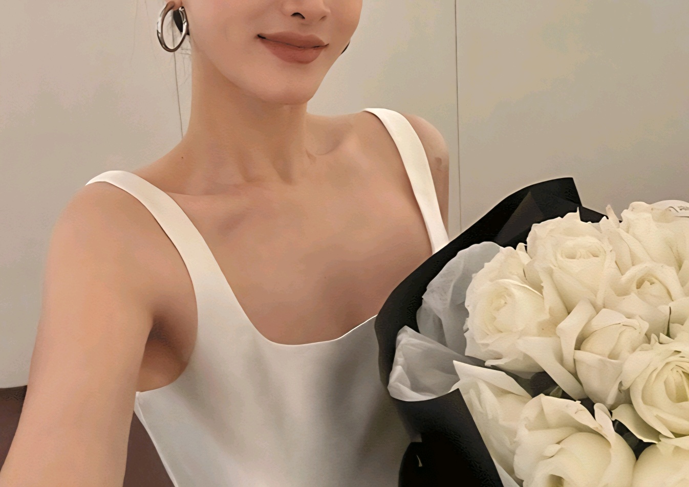 셀프웨딩드레스 슬리브리스 튤 쉬폰 미니멀 A라인 2부 돌잔치 하객룩 촬영드레스 - 상세 이미지 4