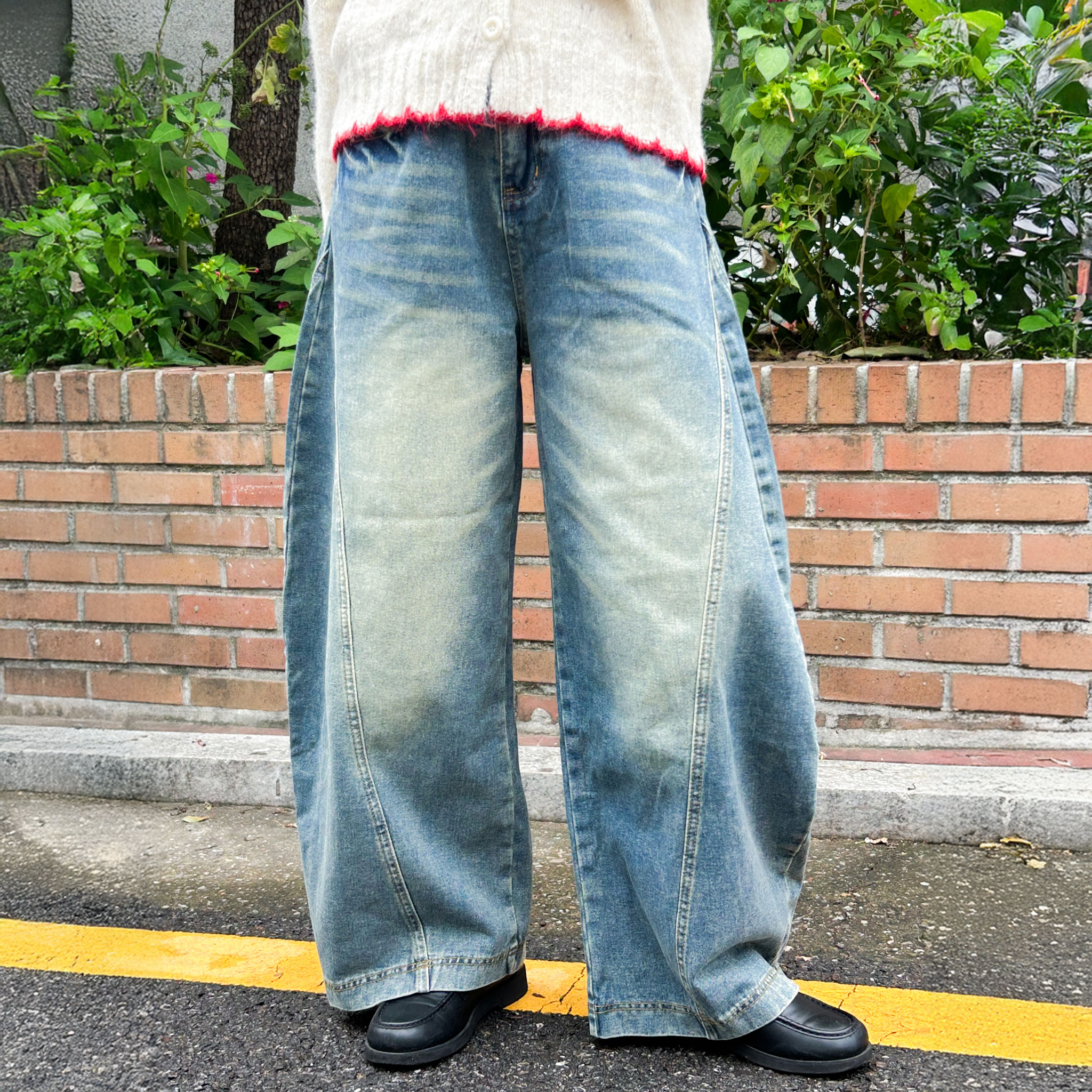지뉴 벌룬데님 와이드팬츠 | 베이직 데일리 커브드 와이드 벌룬핏 청바지 빈티지 배기 오버핏 - 상품 이미지