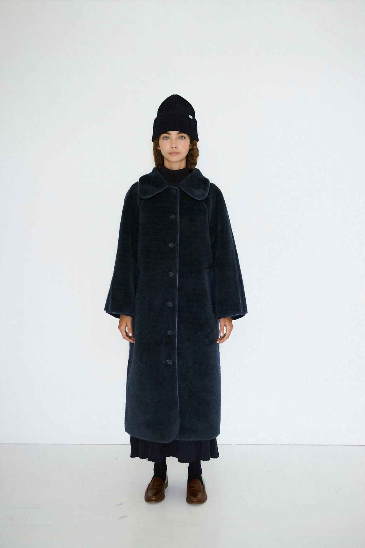 타이니코튼 페이크퍼 네이비 롱코트 AW25-682-107 ONE COLOR - 상세 이미지 5