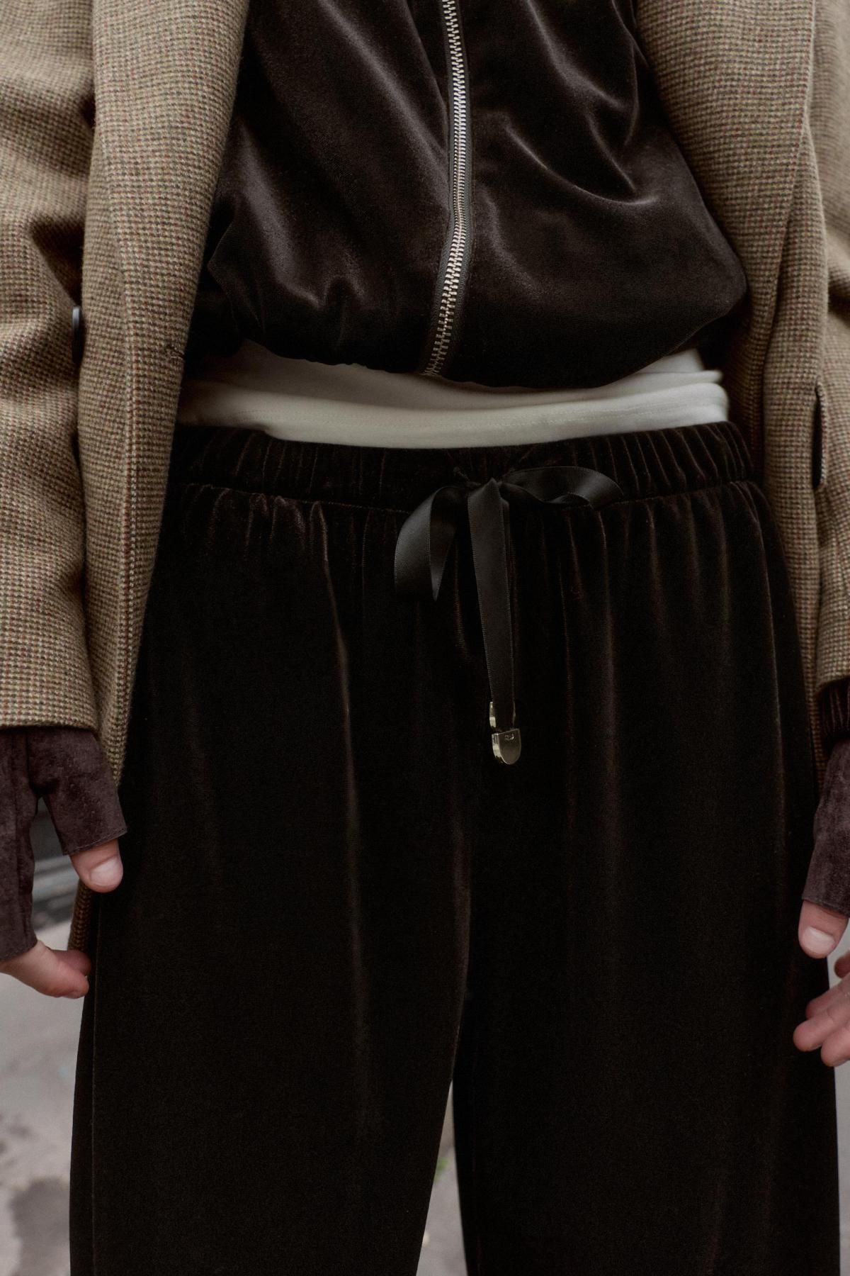 자라 벨벳 하이웨이스트 와이드 팬츠 4745/224 DARK BROWN - 상세 이미지 5