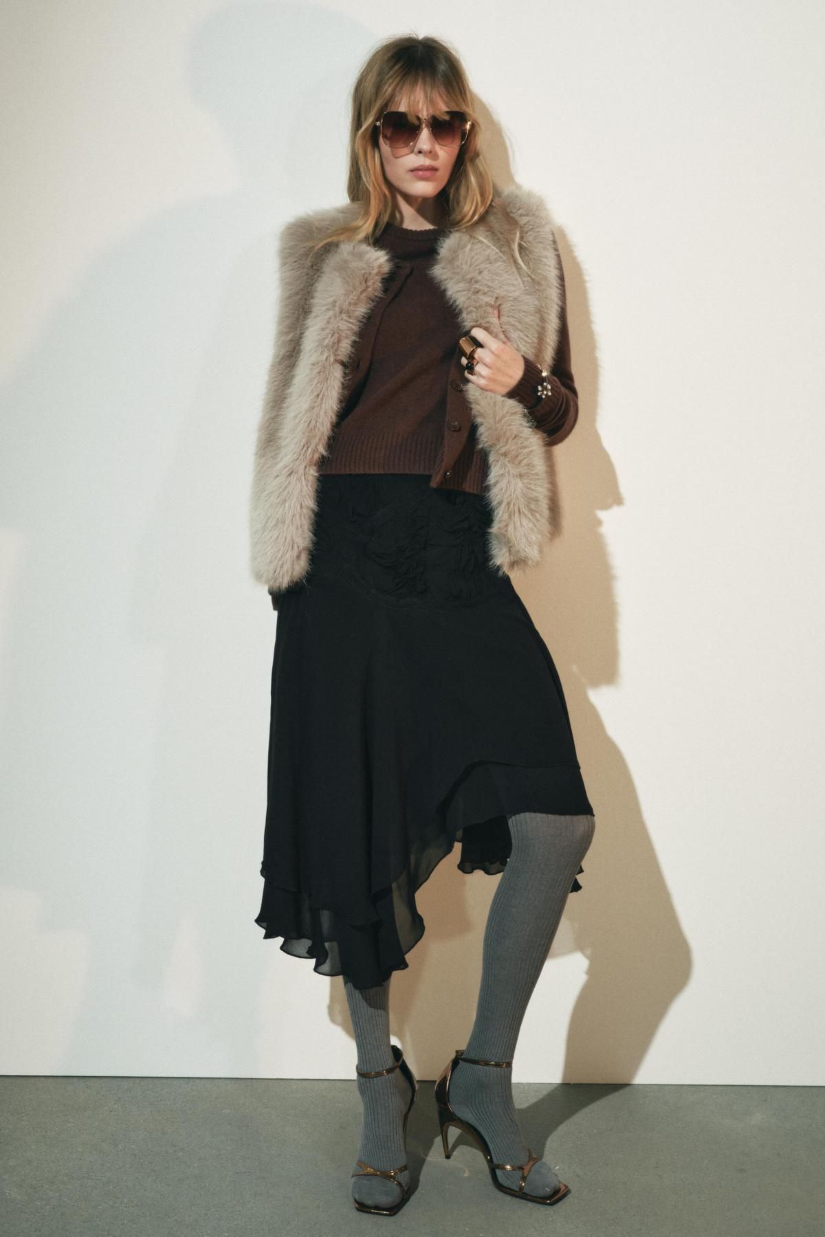자라 베이직 100 울 스웨터 2893/100 BROWN - 상세 이미지 2