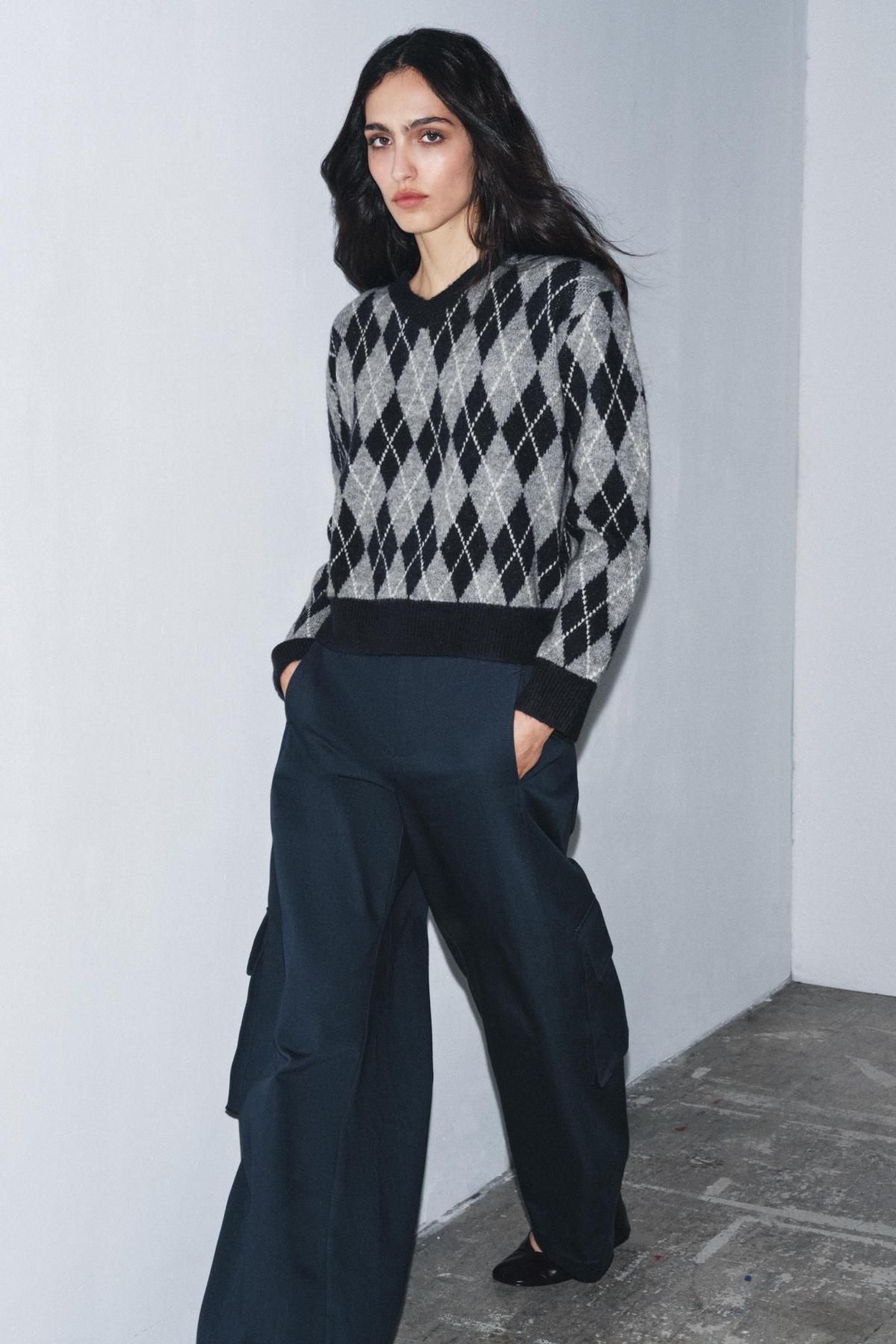 자라 아가일 브이넥 니트 다이아몬드 패턴 긴팔 스웨터 2142/227 GREY / BLUE - 상세 이미지 5