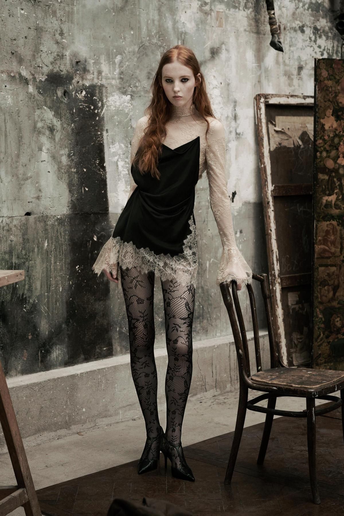 자라 레이스 콤비 미니 원피스 한정판 9306/133 BLACK - 상세 이미지 3