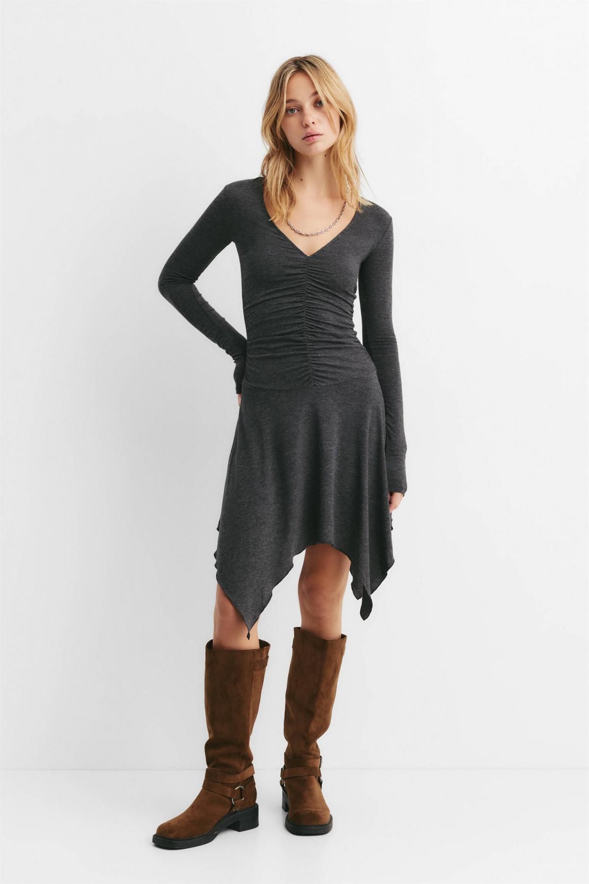 풀앤베어 테크니컬 언밸런스 미디 셔링 원피스 7397/305 ANTHRACITE GREY - 상세 이미지 3