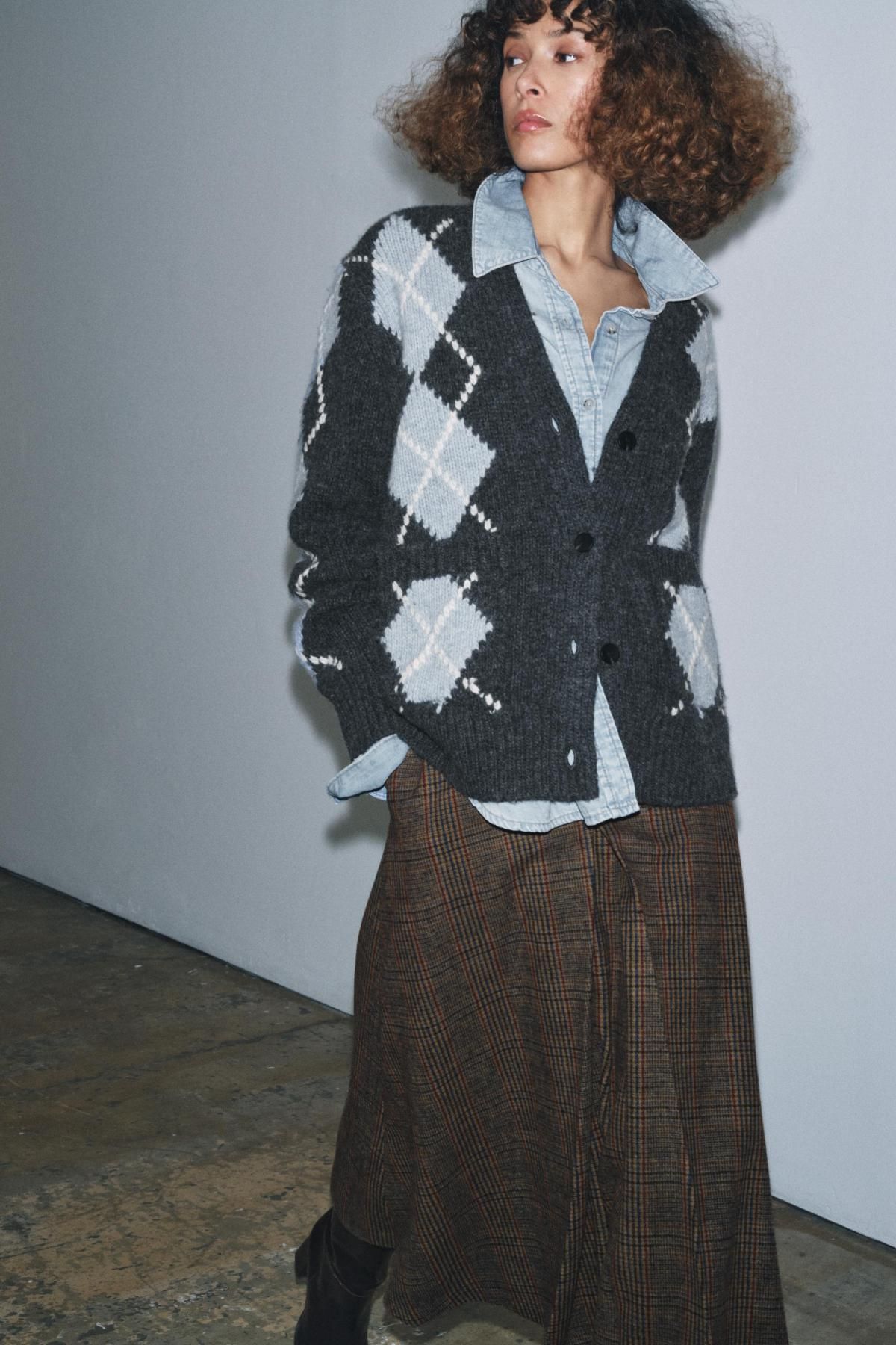 자라 아가일 패턴 브이넥 울 가디건 2893/139 GREY / BLUE - 상세 이미지 3