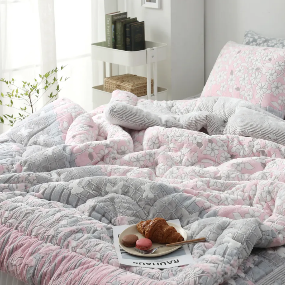 극세사 밍크 부드러운 5미리 착번아웃 두꺼운 겨울 따뜻한 이브자리 극세사 차렵 이불 SS