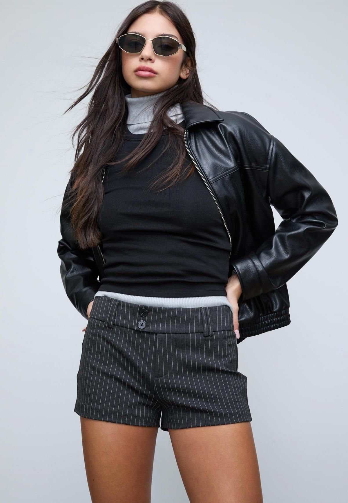 스트라디바리우스 테일러드 스트라이프 미니 반바지 7423/136 DARK GREY - 상세 이미지 4