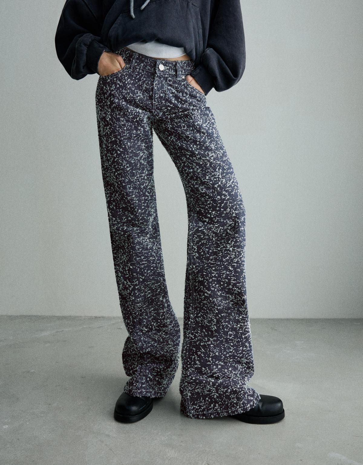 버쉬카 Y2K 텍스처 배기 플레어 팬츠 5042/156 NAVY - 상품 이미지