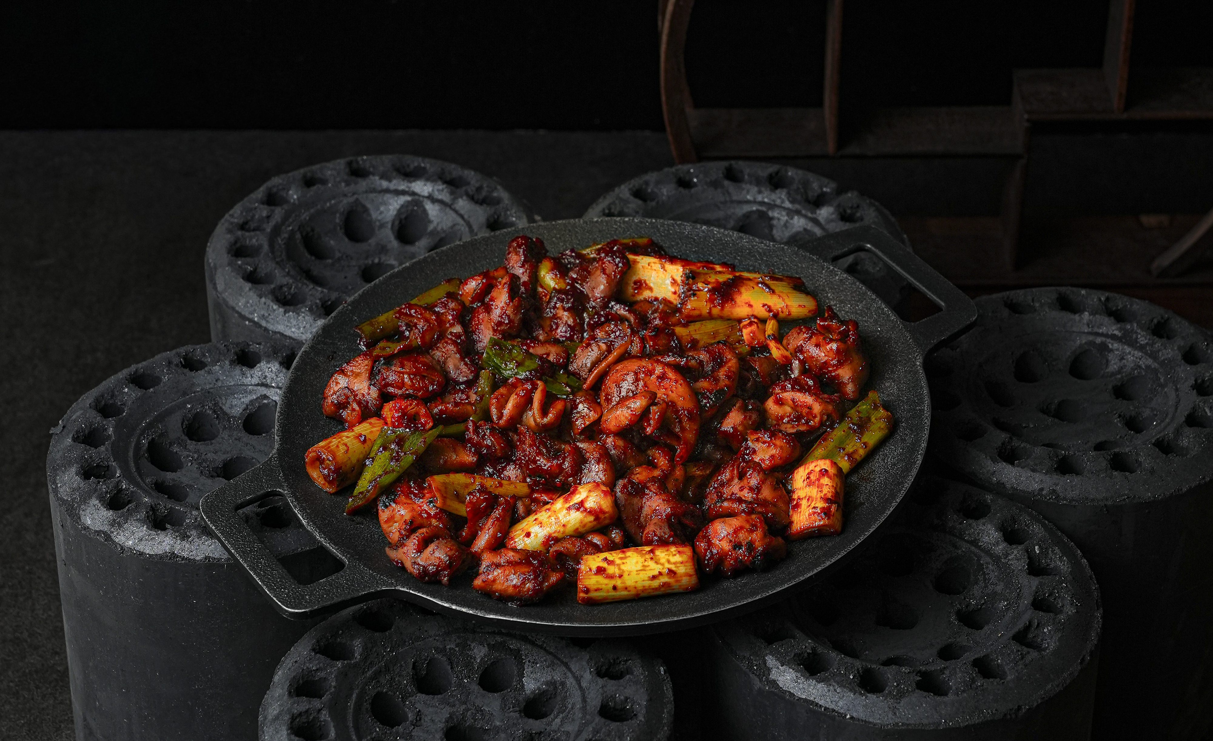 [캠핑밀키트 집들이음식/전국택배] 불꾸러기 연탄곱창구이 200g[원산지:국내산 돼지곱창] - 상세 이미지 2