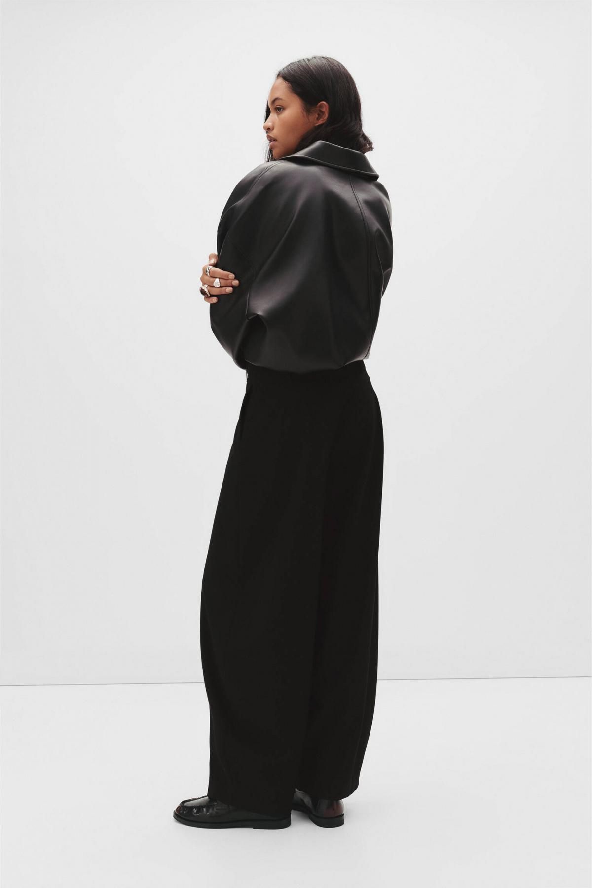 풀앤베어 와이드 배럴핏 다트 슬랙스 팬츠 7674/353 BLACK - 상세 이미지 4