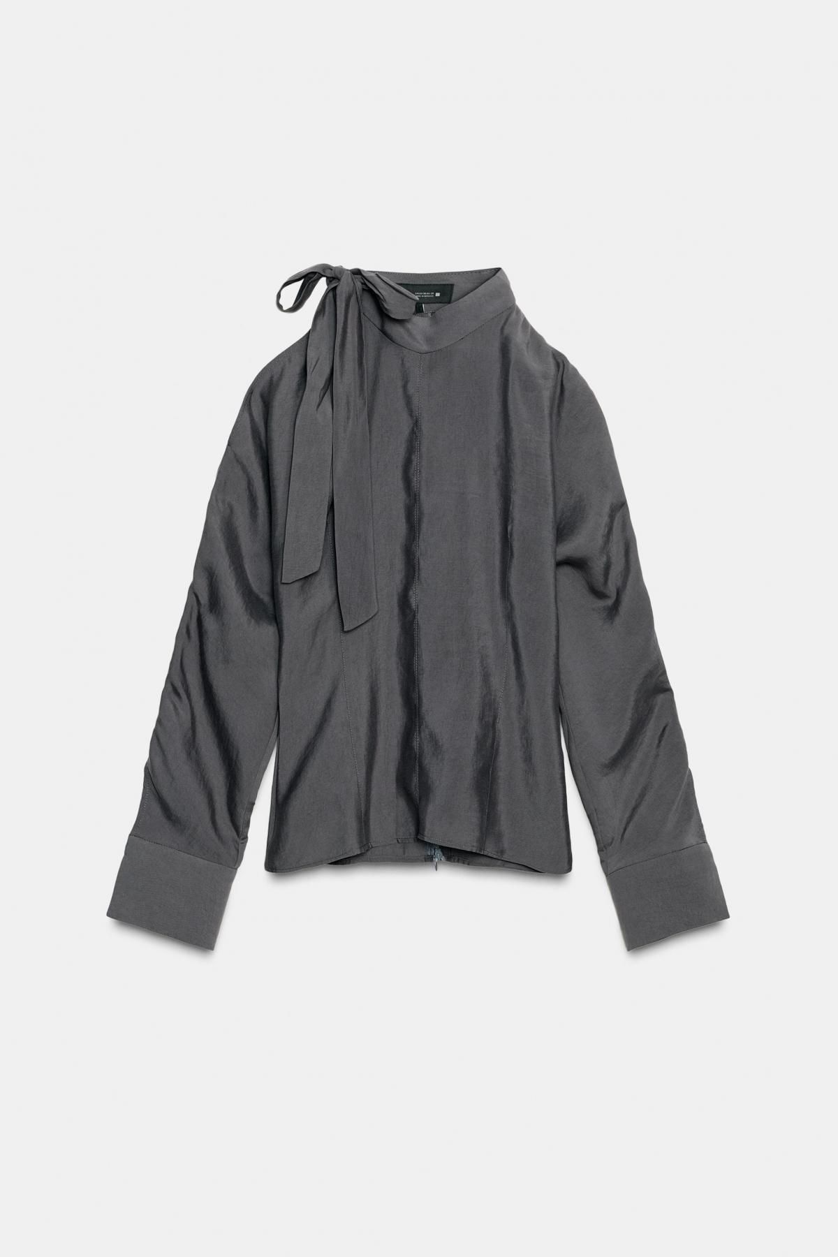 자라 모던 하이넥 오픈숄더 리본 블라우스 2587/152 BLUE / GREY - 상품 이미지