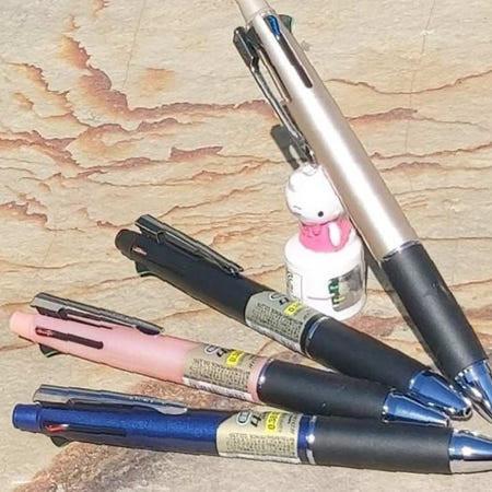 유니 제트스트림 0.38mm 4색볼펜+샤프 4+1 멀티펜