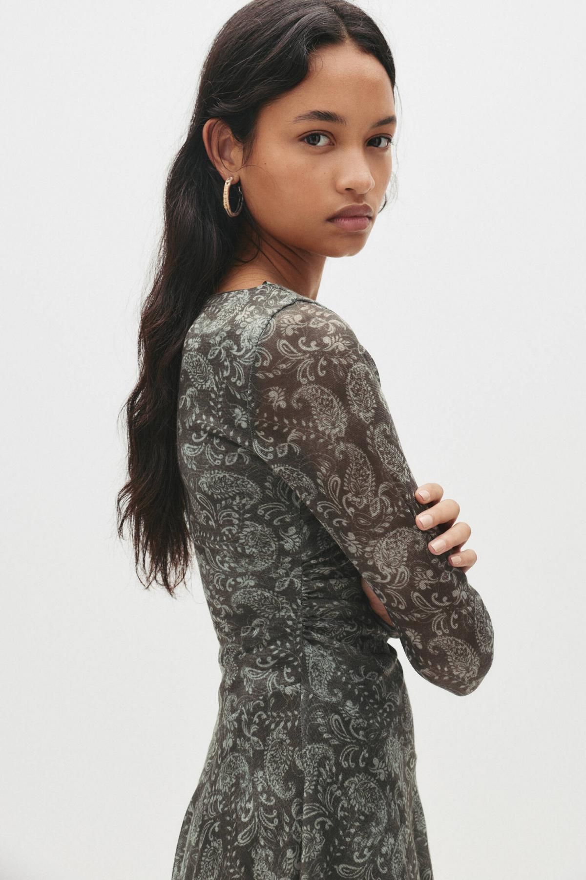 풀앤베어 비대칭 페이즐리 미니 원피스 7394/380 DARK KHAKI - 상세 이미지 4
