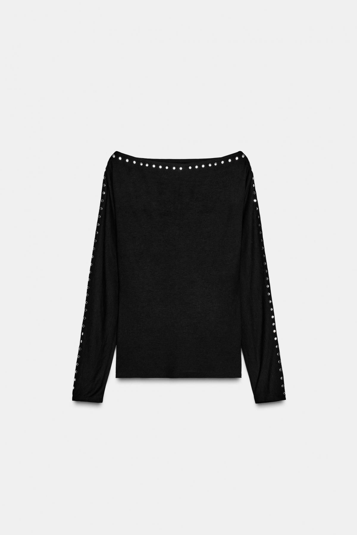 자라 스터드 배트윙 보트넥 슬림핏 긴팔 티셔츠 5584/808 BLACK - 메인 이미지