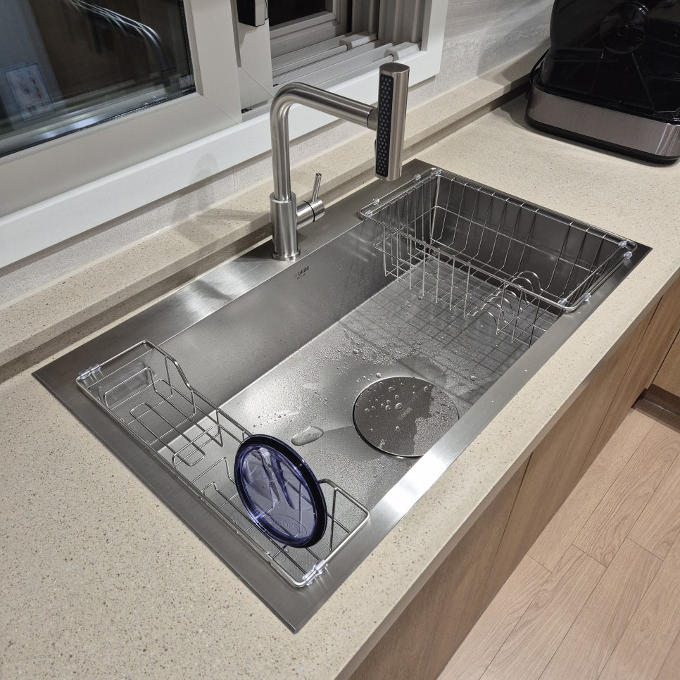 사각싱크볼 교체 백조 아티잔 주방 싱크대 폭포수전