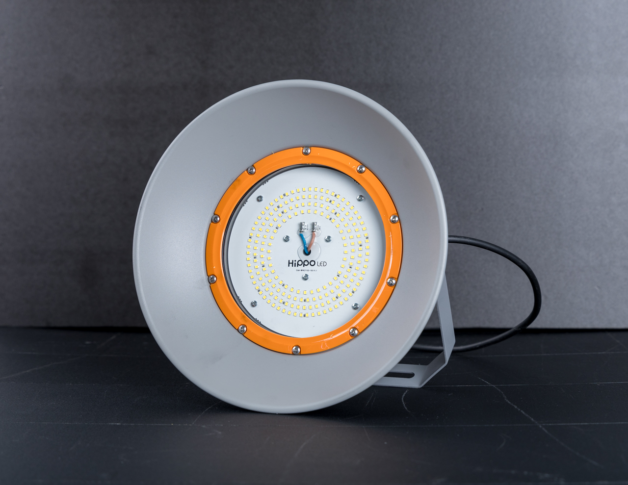 국산 LED 공장등 고효율 150W 투광등 보급형 높은천장 창고 - 상품 이미지