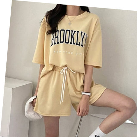 여성라운드반판티셔 쿨샵 여성캐주얼 반팔반바지 셋업 레터링포인트 세트