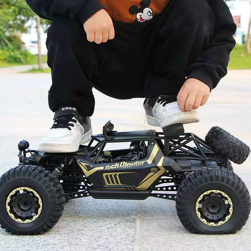 몬스터트럭 입문용 대형 빠른 SUV 오프로드 RC카 은색 37cm 차량 차량 배터리 1개배송 보험평생 보증 - 상품 이미지
