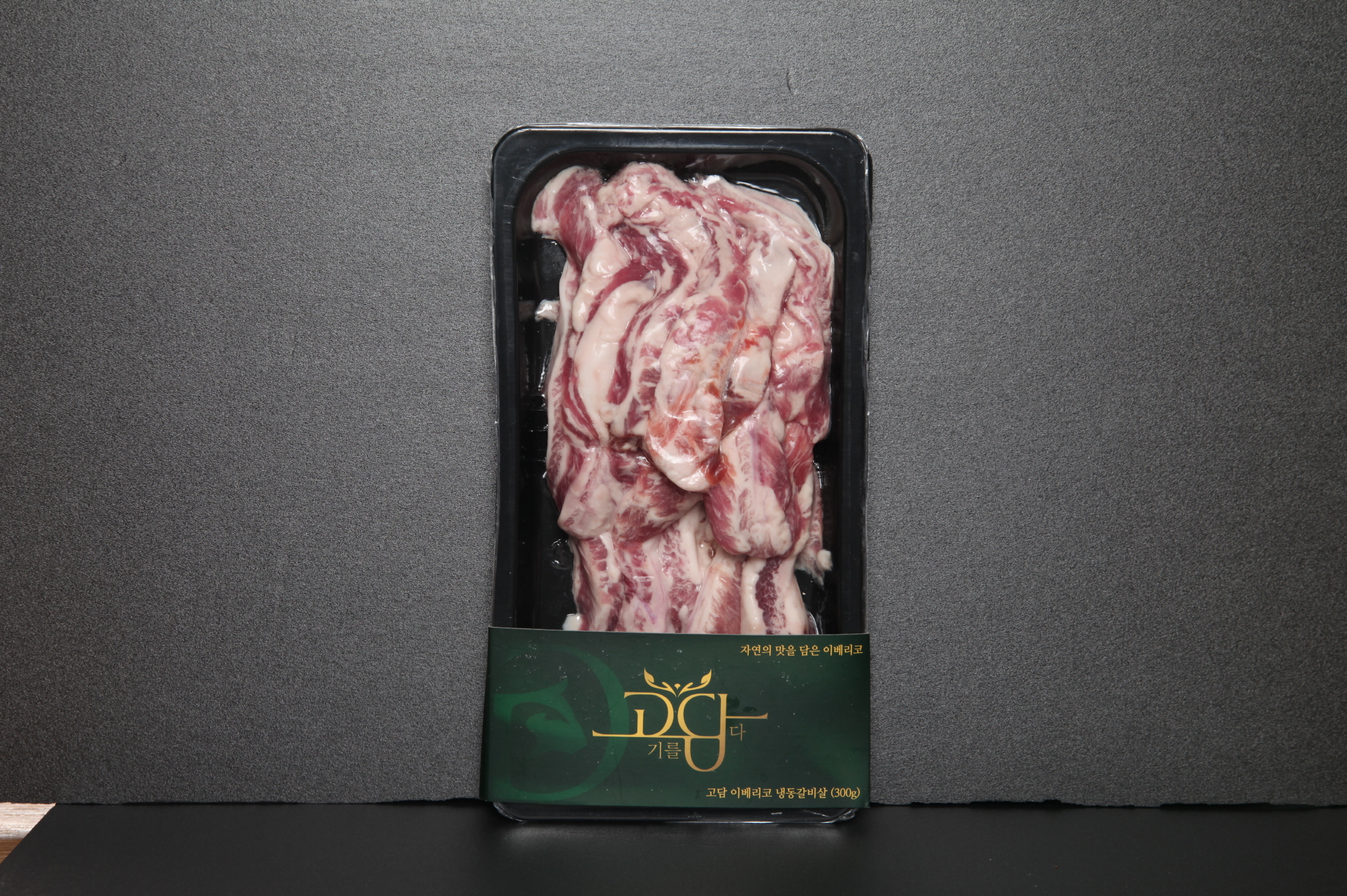 이베리코 프리미엄 듀록 흑돼지 목살 갈비살 통꽃살 항정살 삼겹살 300g / 600g - 상세 이미지 2