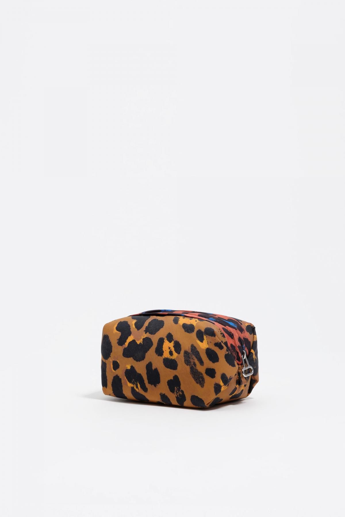 빔바이롤라 레오파드 프린트 테크니컬 나일론 코스메틱 파우치 252BBK483.10345 LEOPARD TEAK - 상세 이미지 4