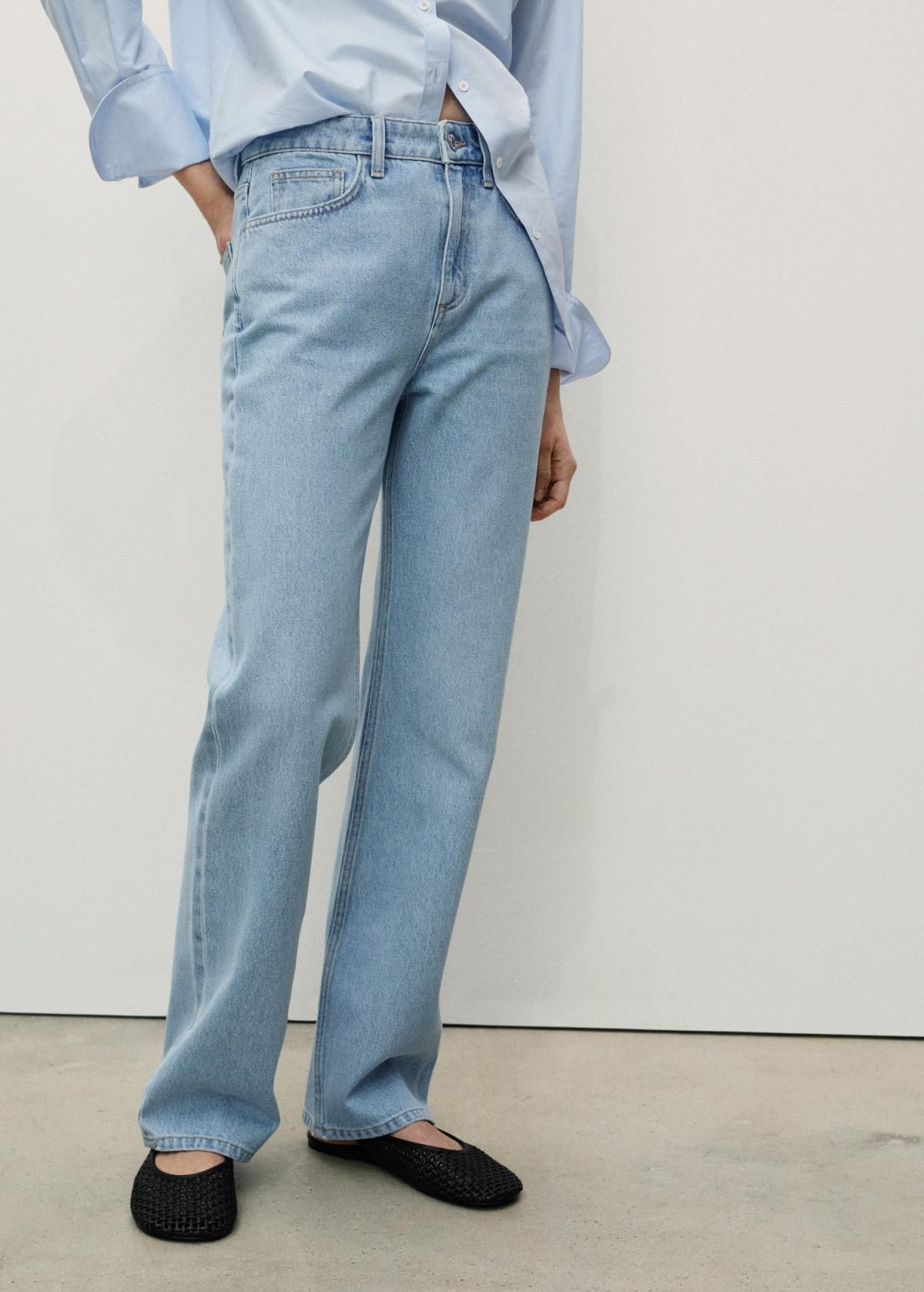 망고 데님 스트레이트핏 하이라이즈 청바지 87055991 AZUL CLARO - 메인 이미지