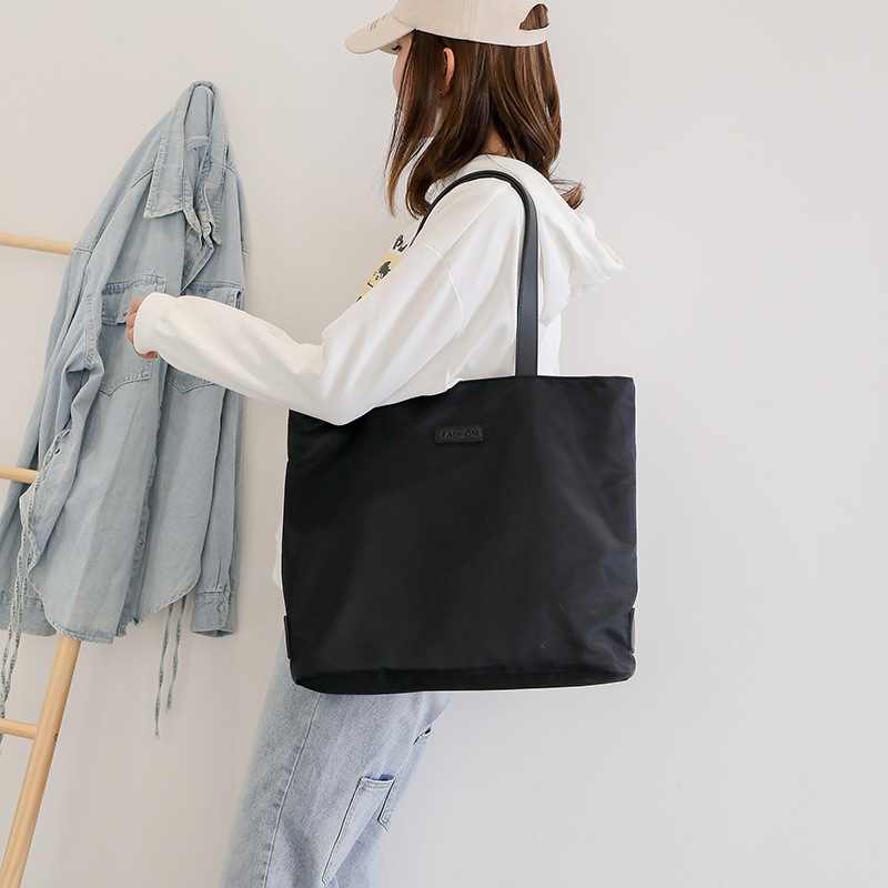 넉넉한 수납 데일리 쇼퍼백 경량 크로스백 수납력좋은 가방 숄더백 - 상세 이미지 2