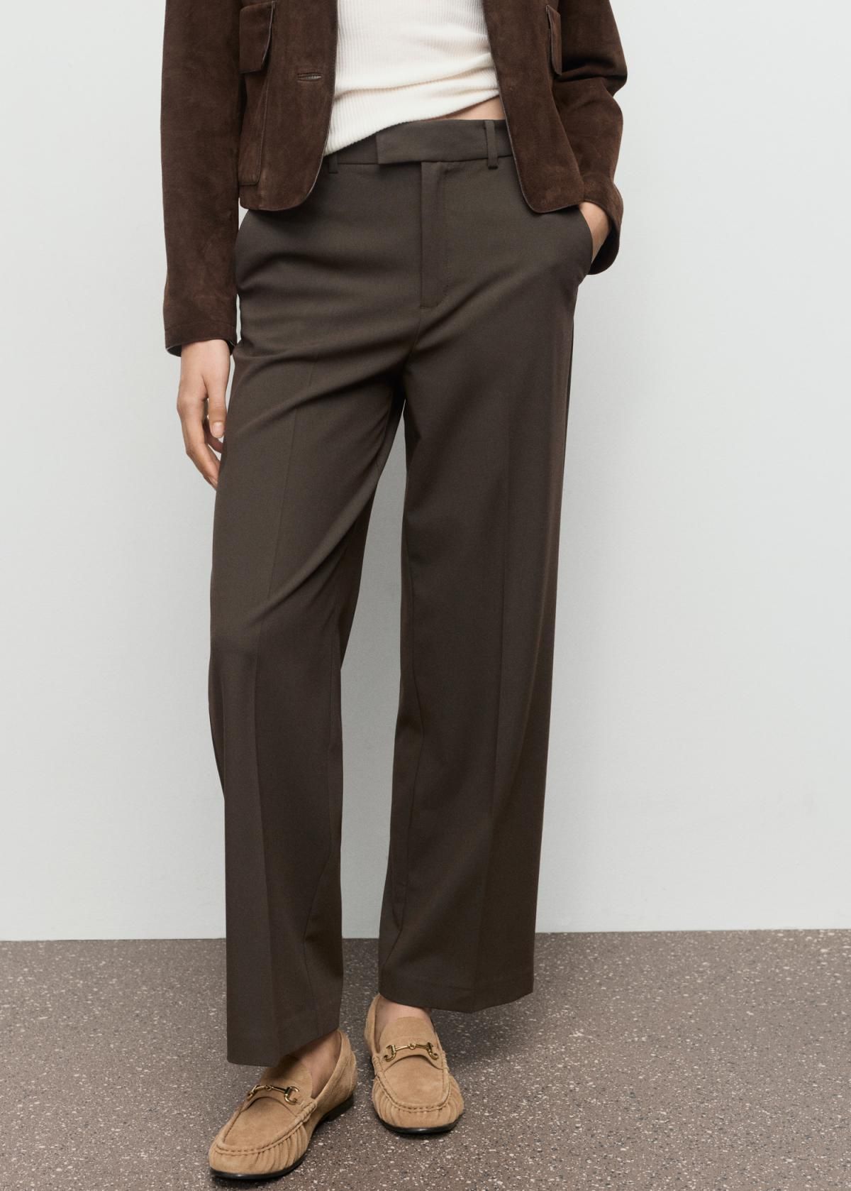 망고 크롭 스트레이트 테크니컬 슬랙스 팬츠 17087128 KHAKI - 상품 이미지