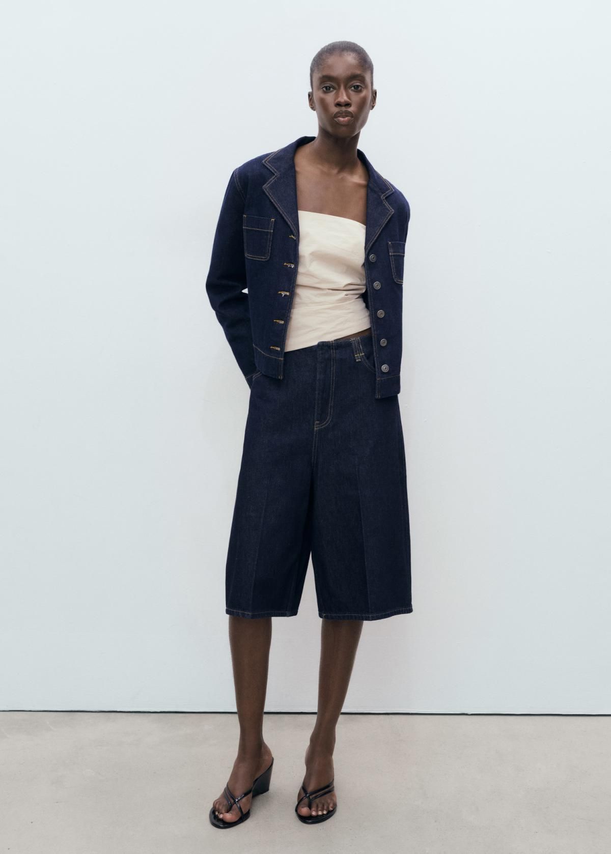 망고 데님 스트레이트핏 버뮤다 반바지 미드웨이스트 17073324 AZUL - 상세 이미지 3